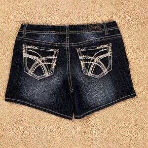 Y2K Style ZCO Denim Jean Shorts Embroidered Pocket Size 11 Bling Grunge Stretch